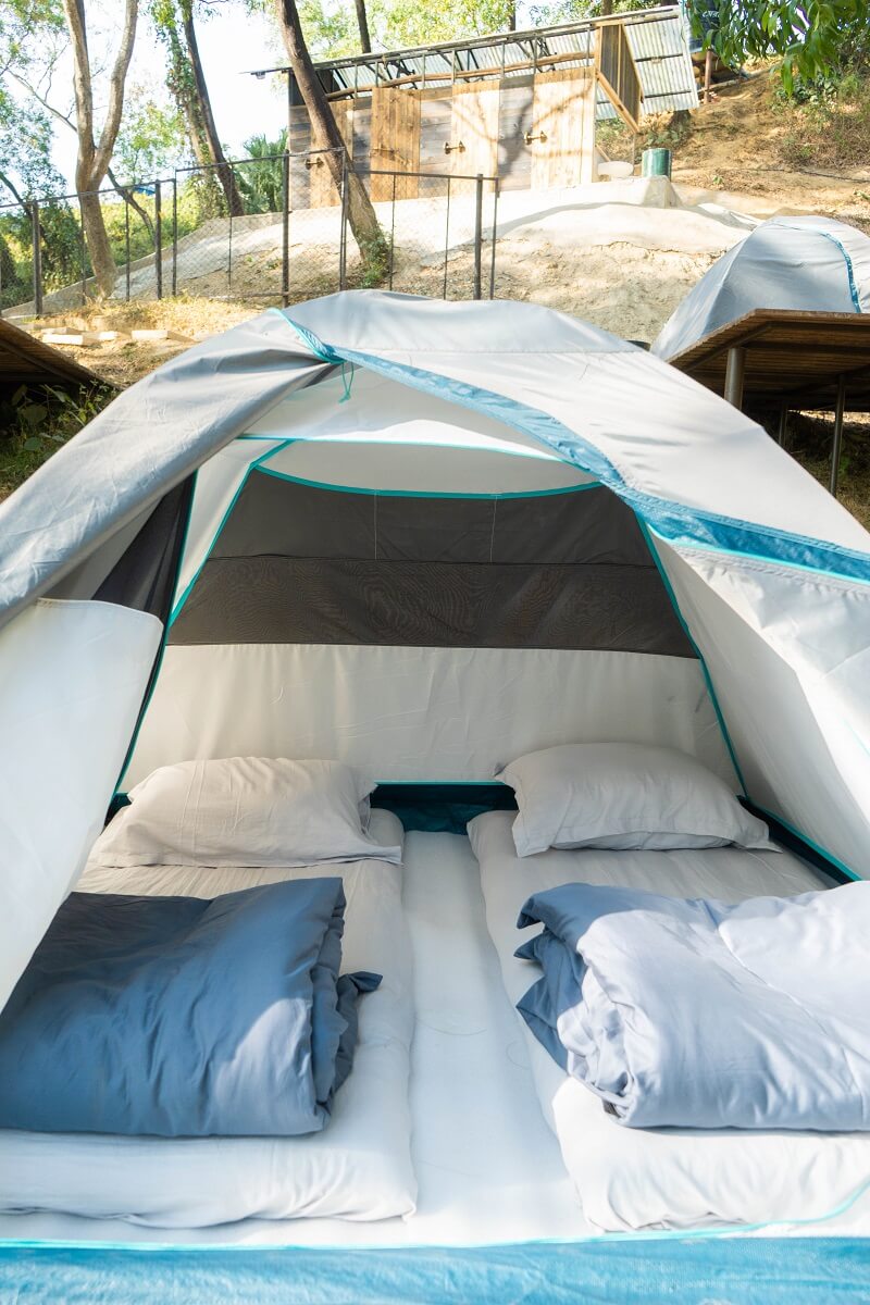 foys lake base camp accommodation Tent 5